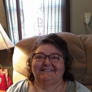 Meet your Posher, Liz